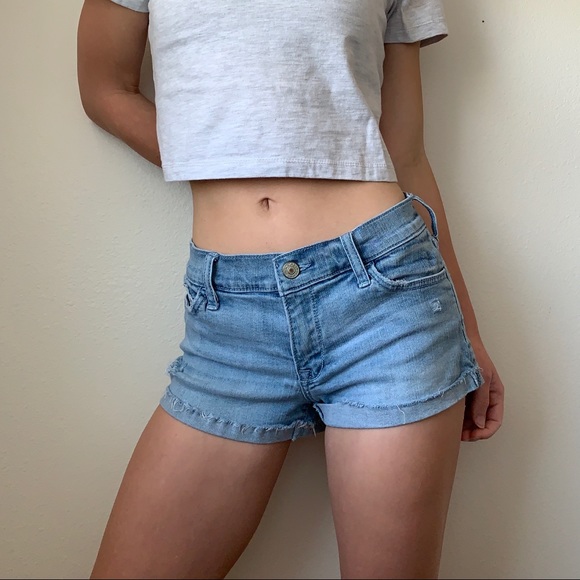 A&F Low Rise Jean Shorts - Picture 7 of 8